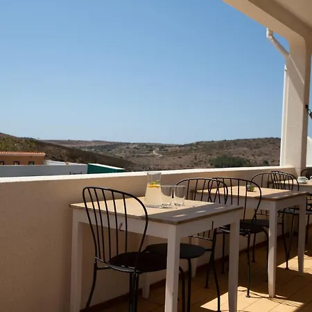 Appartement Trendy With Swimming Pool - Aircon Optional - Akosua Budens