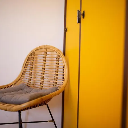 Trendy With Swimming Pool - Aircon Optional - Akosua Appartement *