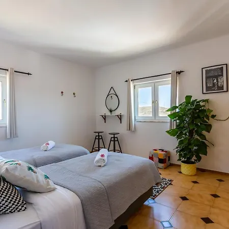 Appartement Trendy With Swimming Pool - Aircon Optional - Akosua Budens