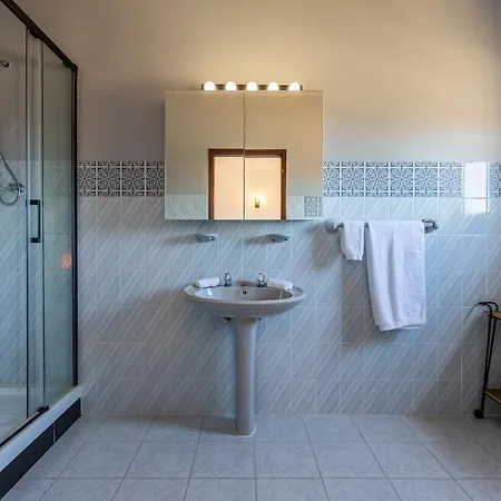 Appartement Trendy With Swimming Pool - Aircon Optional - Akosua